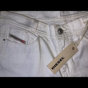 NWT diesel soozy stretch white jeans sz.31_32
